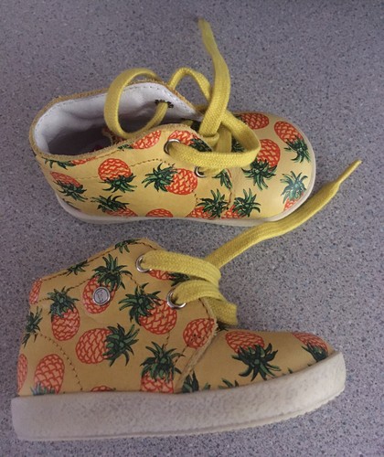 Girl shoes size 2 - 18, uk